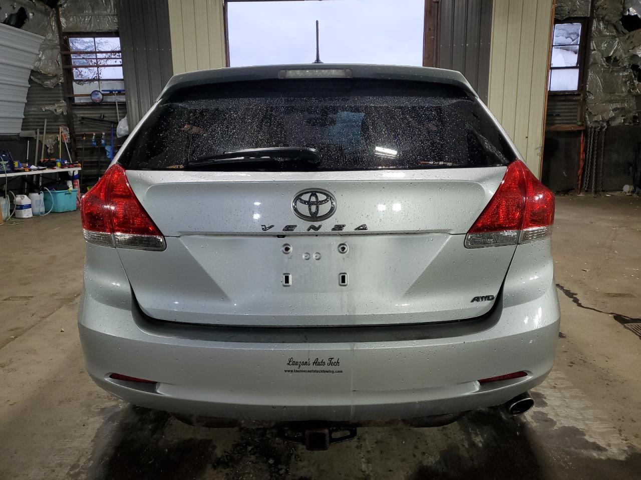 2011 TOYOTA VENZA