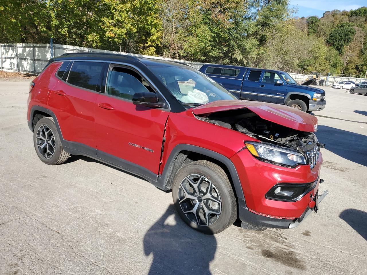 2025 JEEP Compass