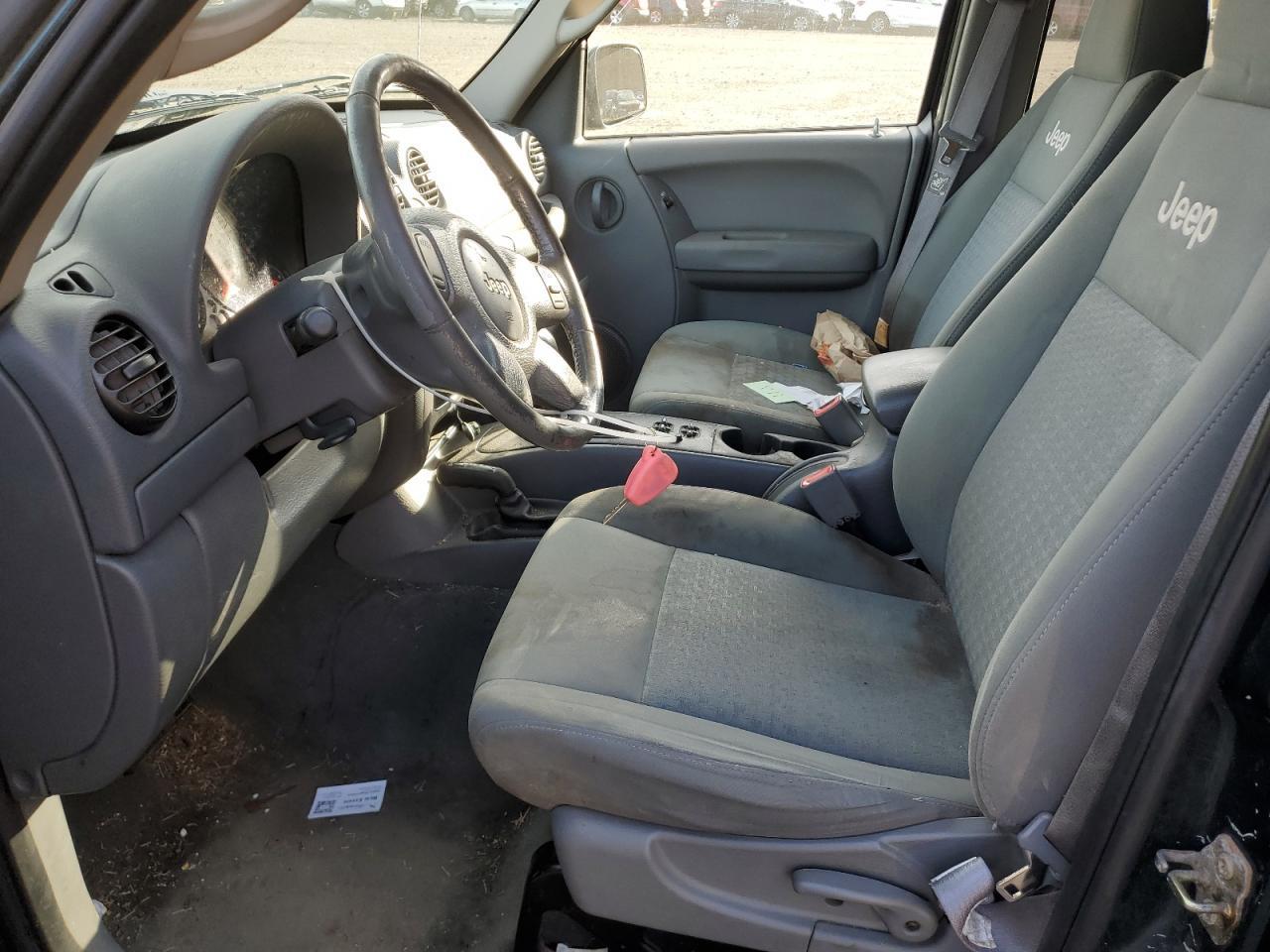 2005 JEEP Liberty