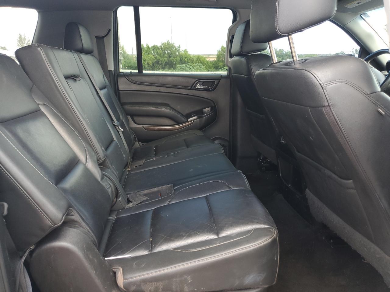2018 CHEVROLET Suburban