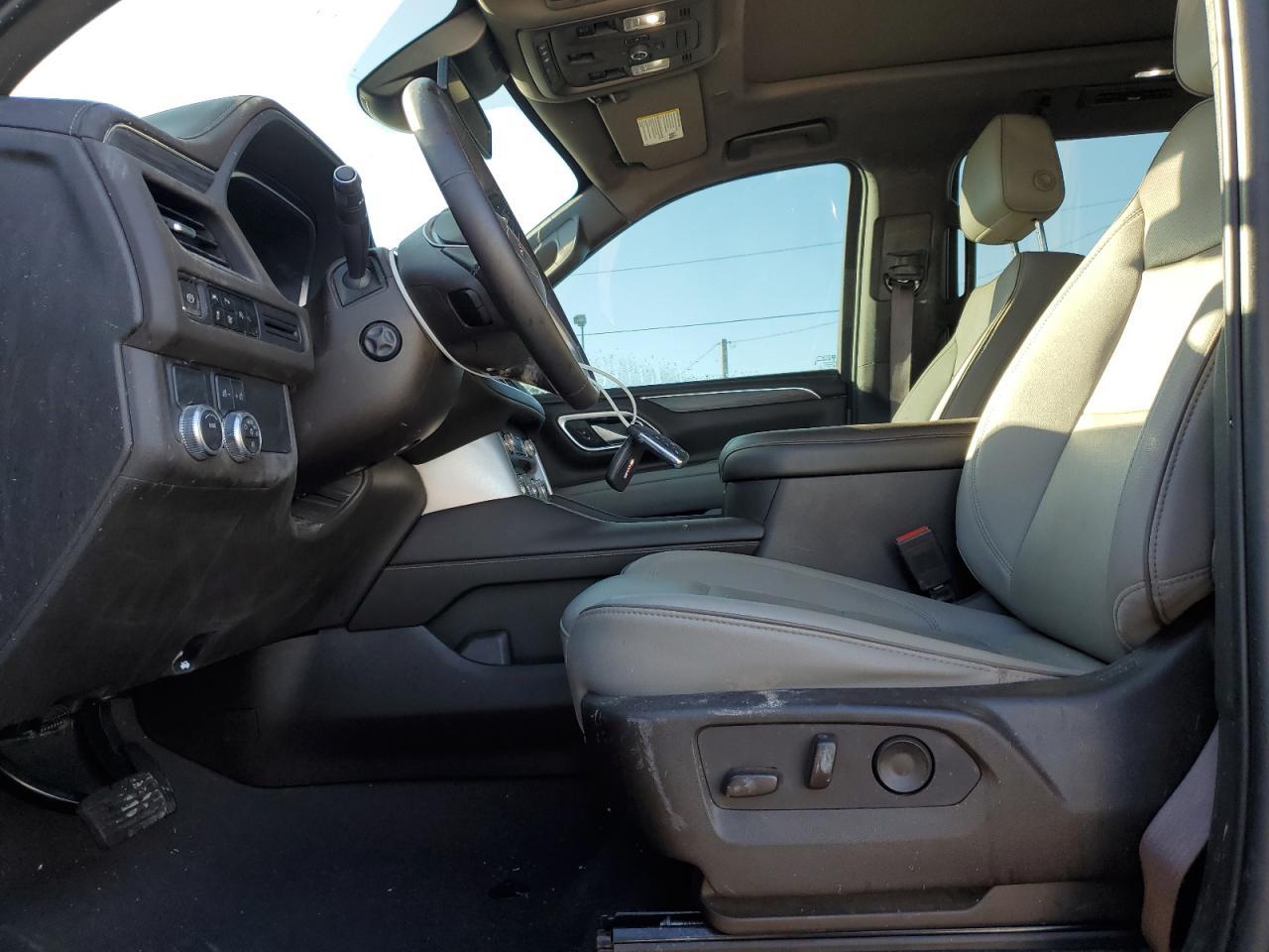 2023 GMC Yukon XL