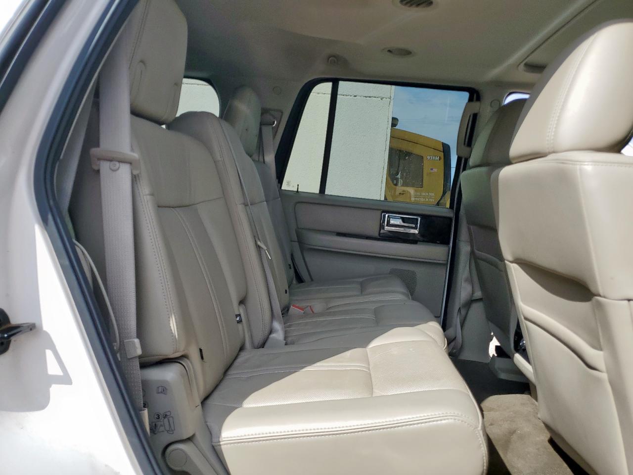 2017 LINCOLN Navigator