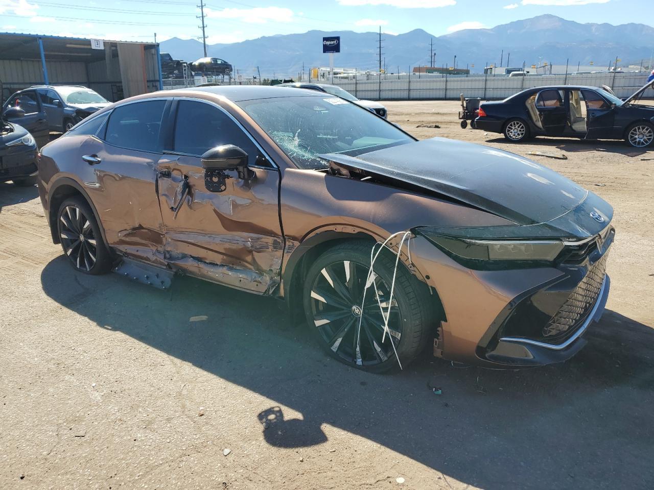 2023 TOYOTA Crown
