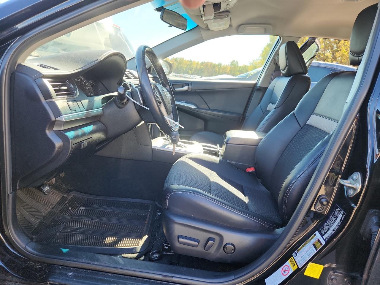 2014 TOYOTA CAMRY