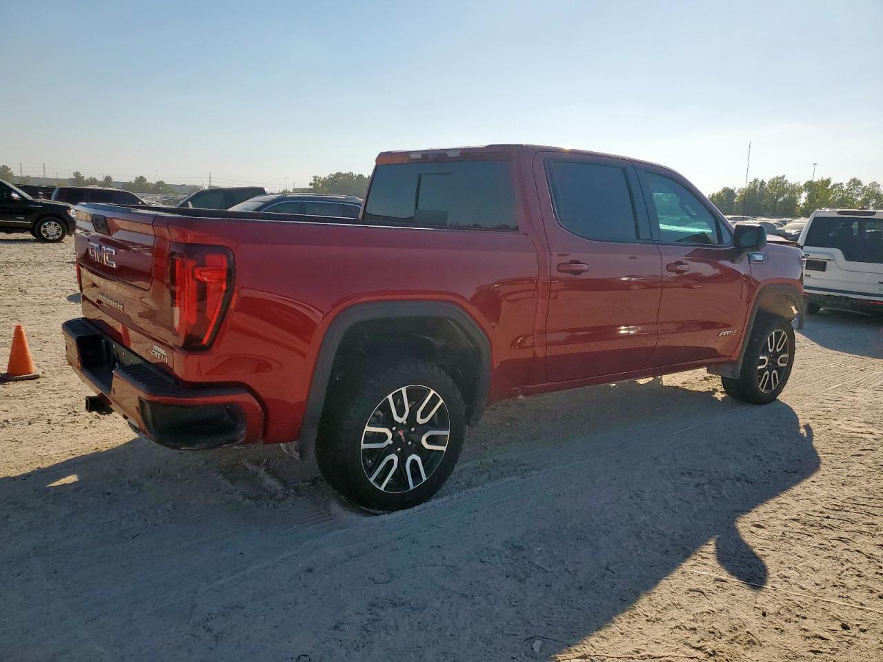 2024 GMC Sierra