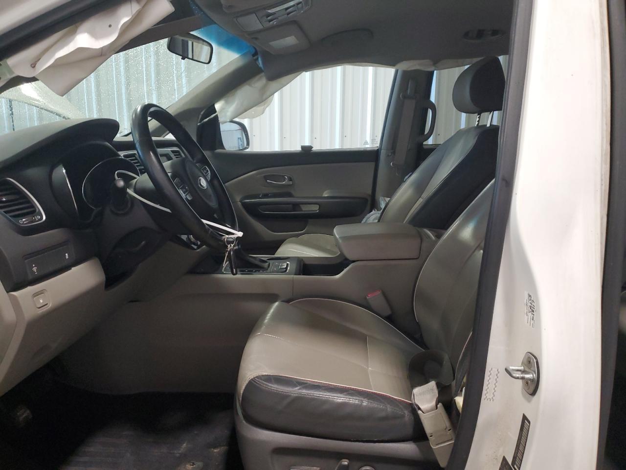 2017 KIA SEDONA