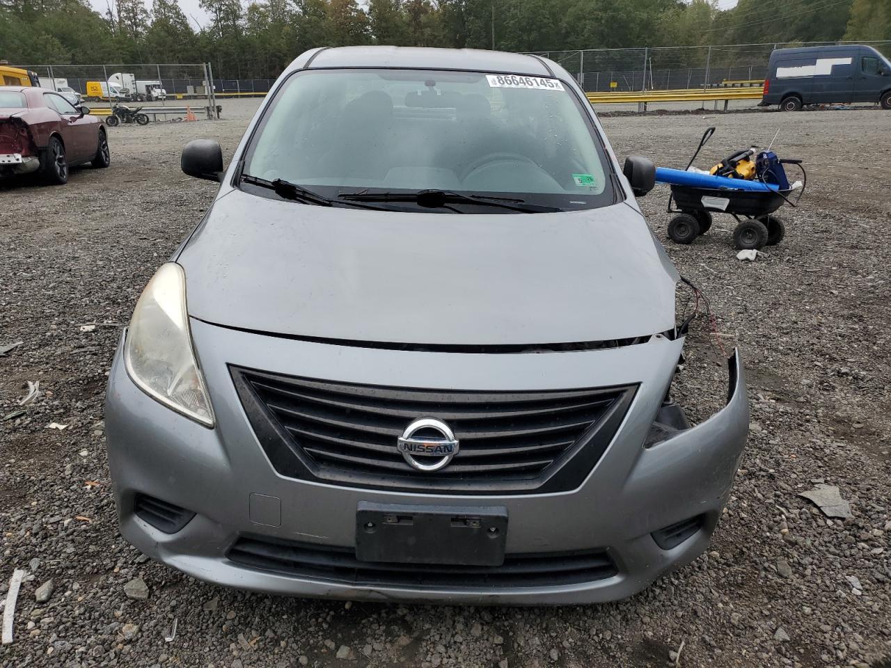 2014 NISSAN VERSA