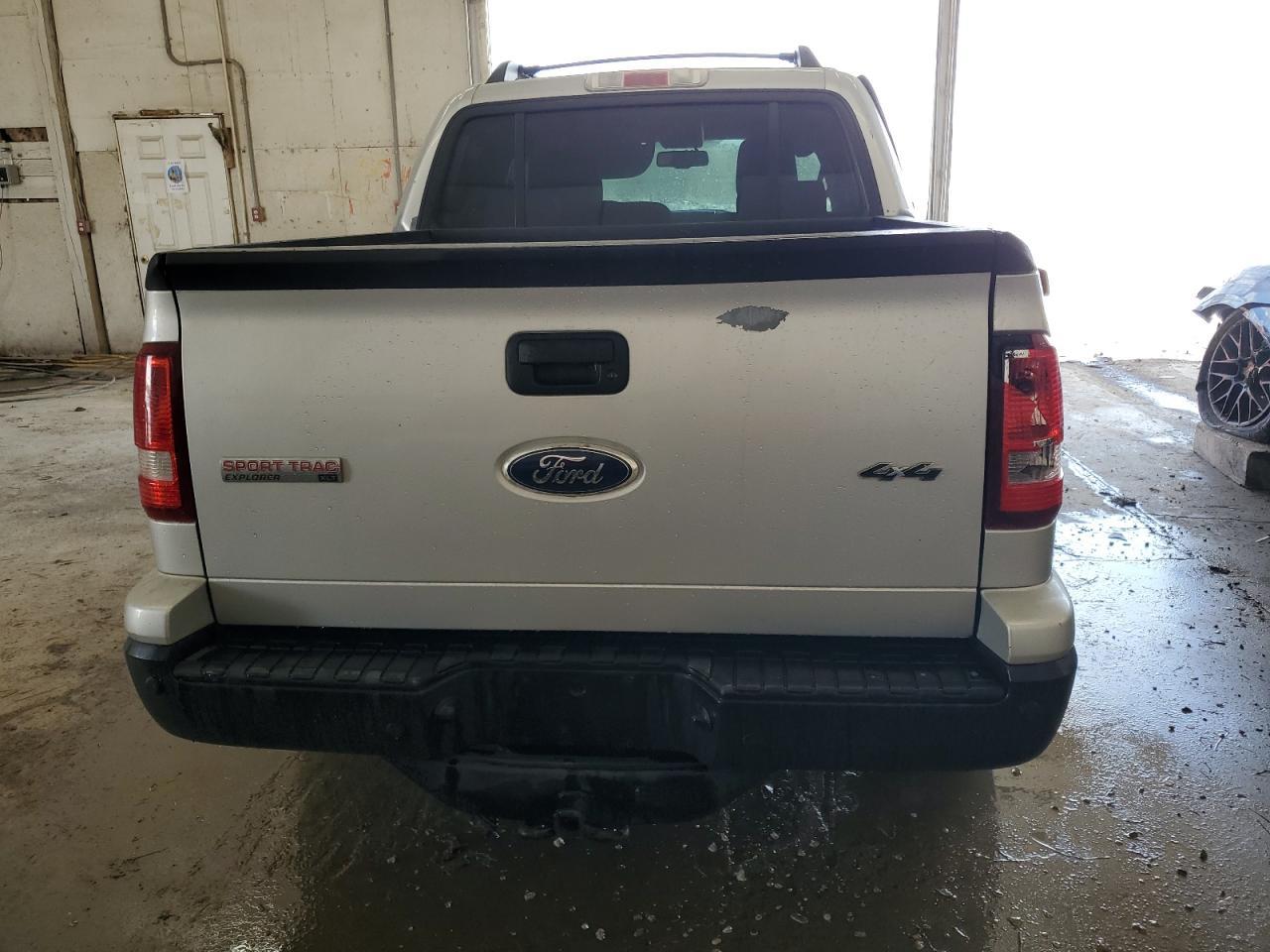 2010 FORD Explorer Sport Trac