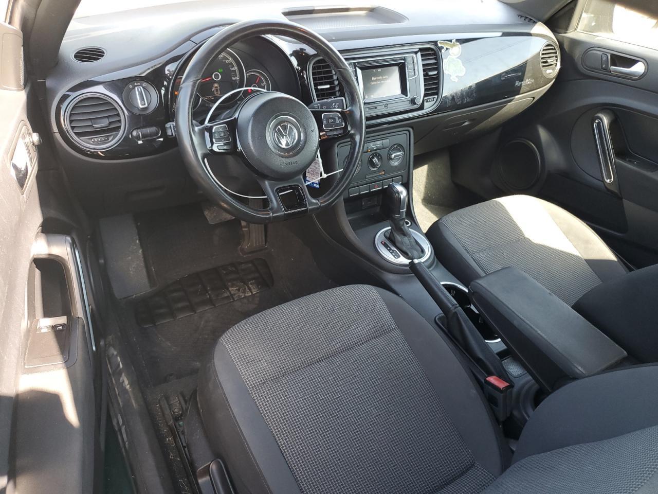 2017 VOLKSWAGEN Beetle