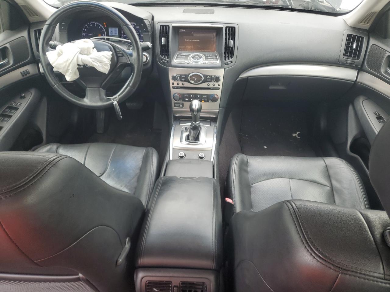 2013 INFINITI G37