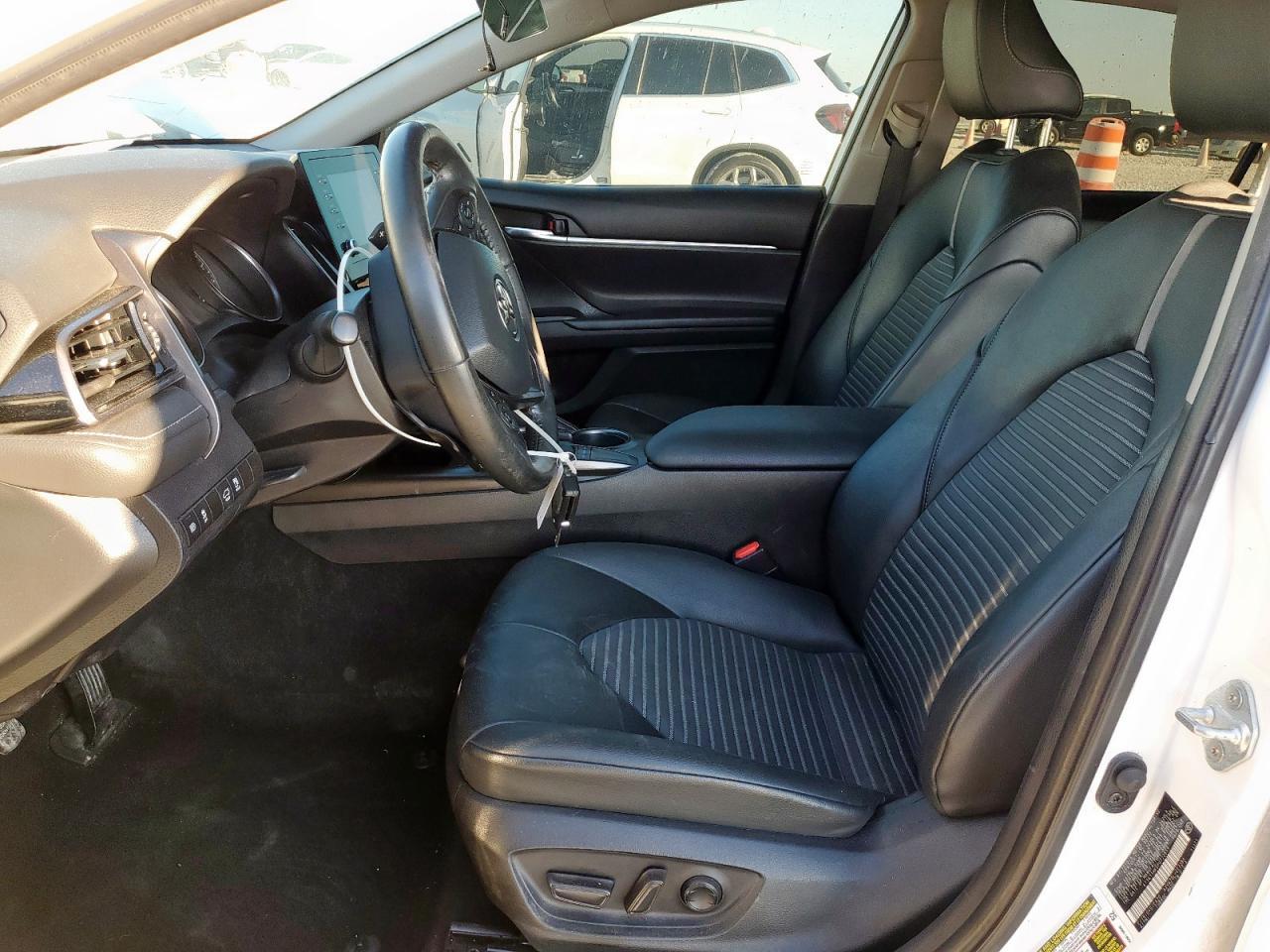 2023 TOYOTA CAMRY