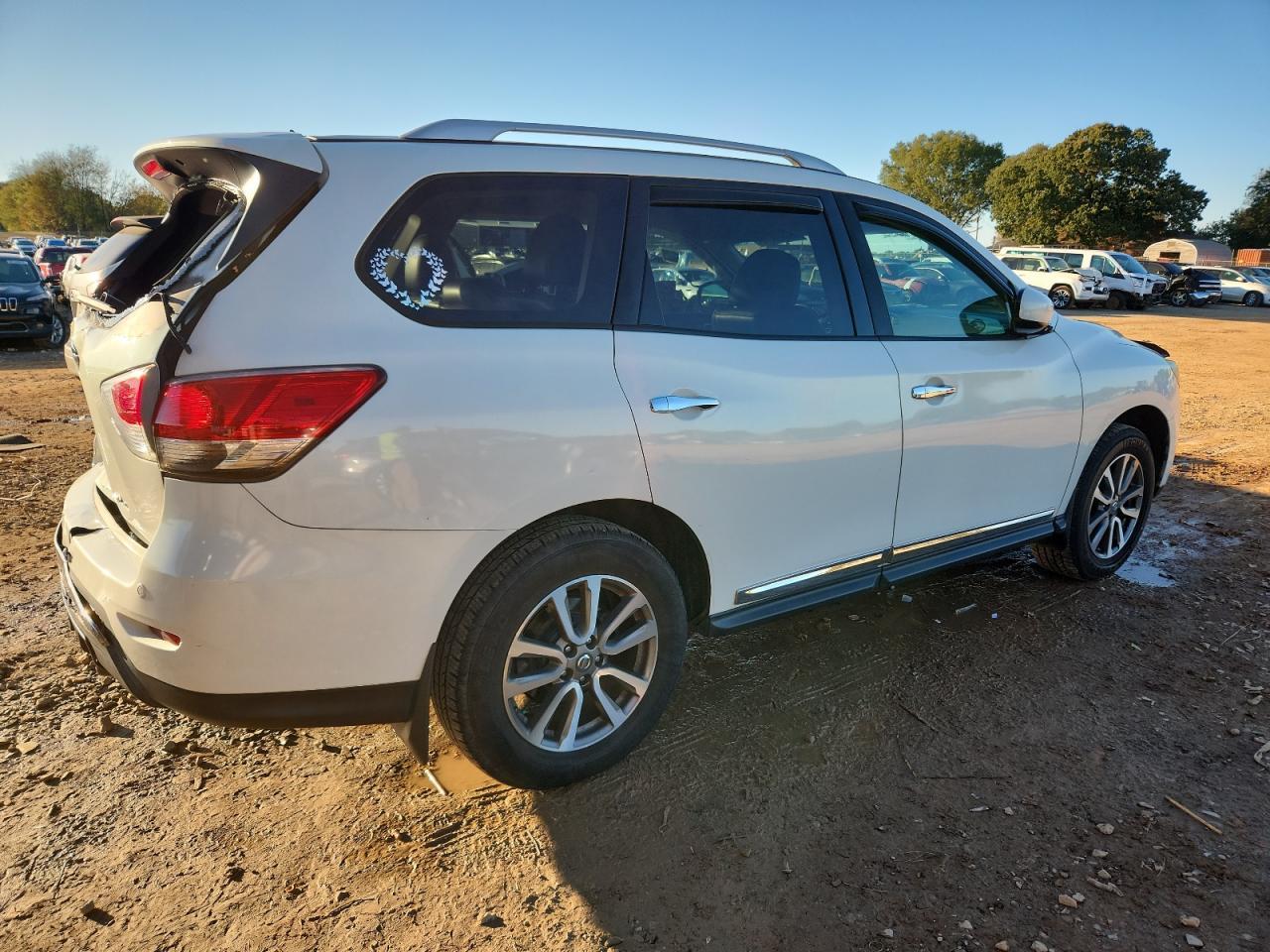 2013 NISSAN PATHFINDER
