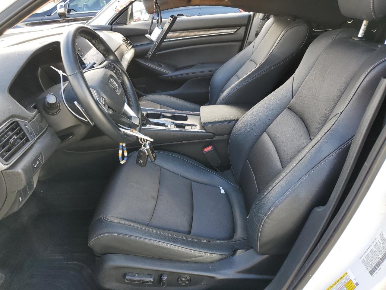 2019 HONDA ACCORD