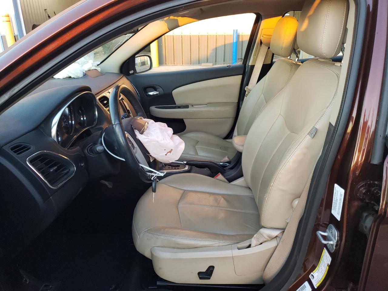 2012 CHRYSLER 200