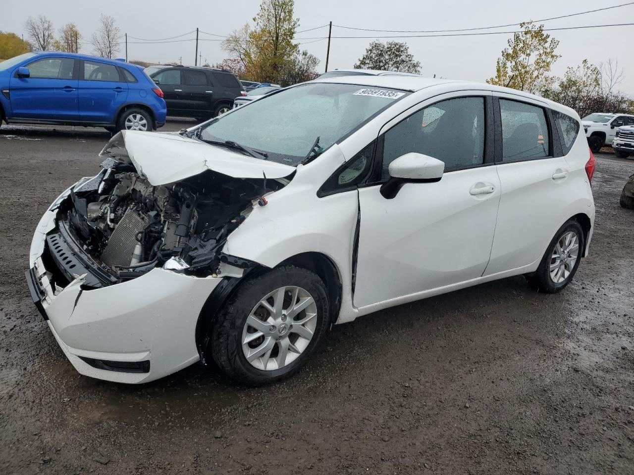 2017 NISSAN Versa Note