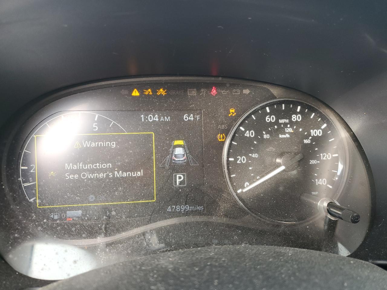 2021 NISSAN KICKS