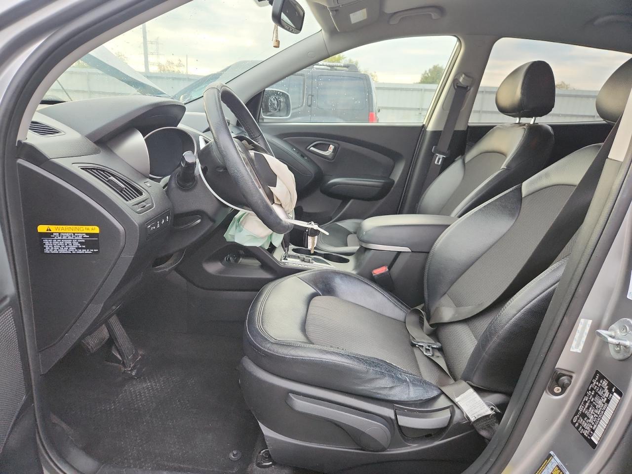 2012 HYUNDAI TUCSON