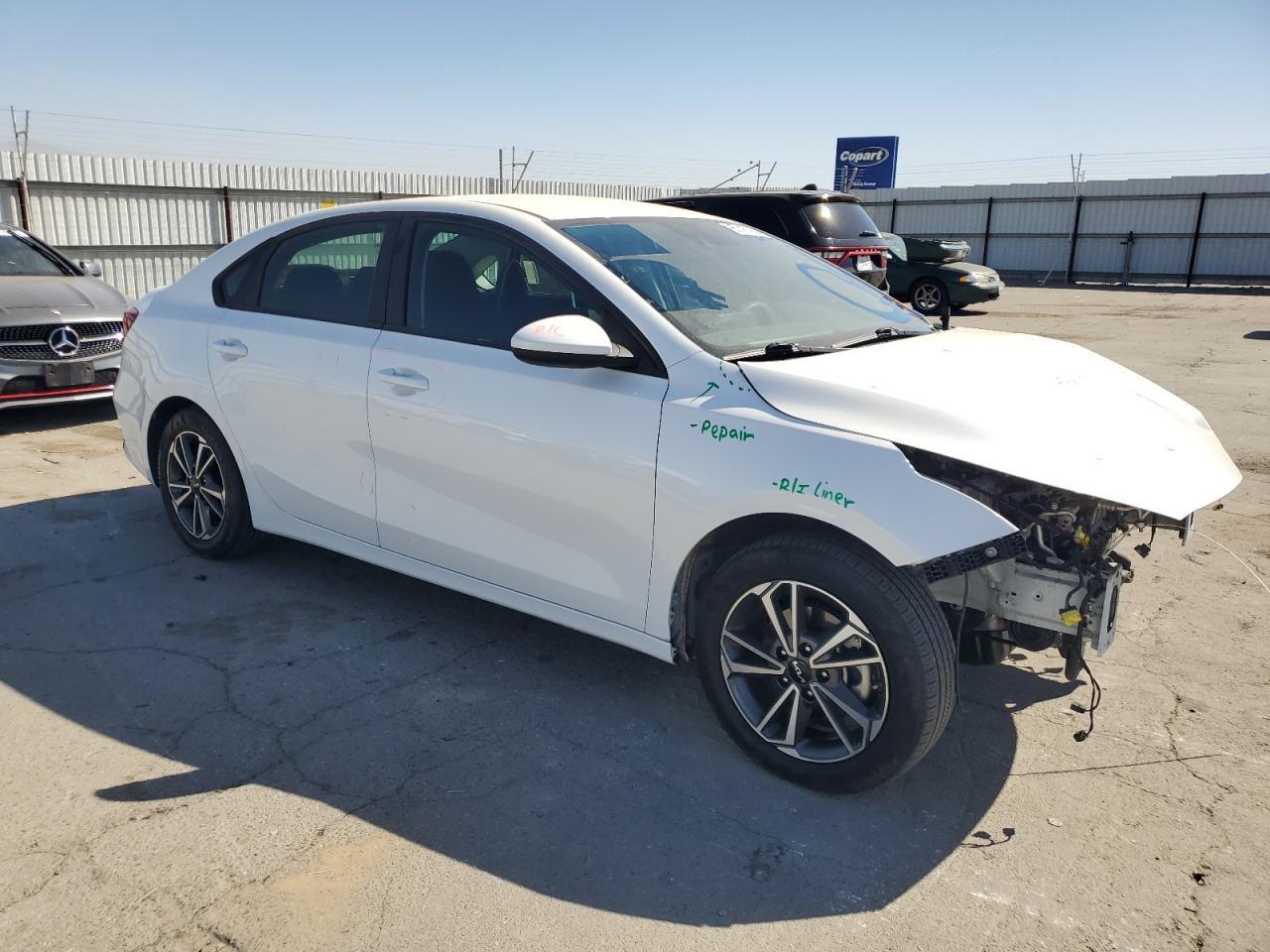 2023 KIA FORTE