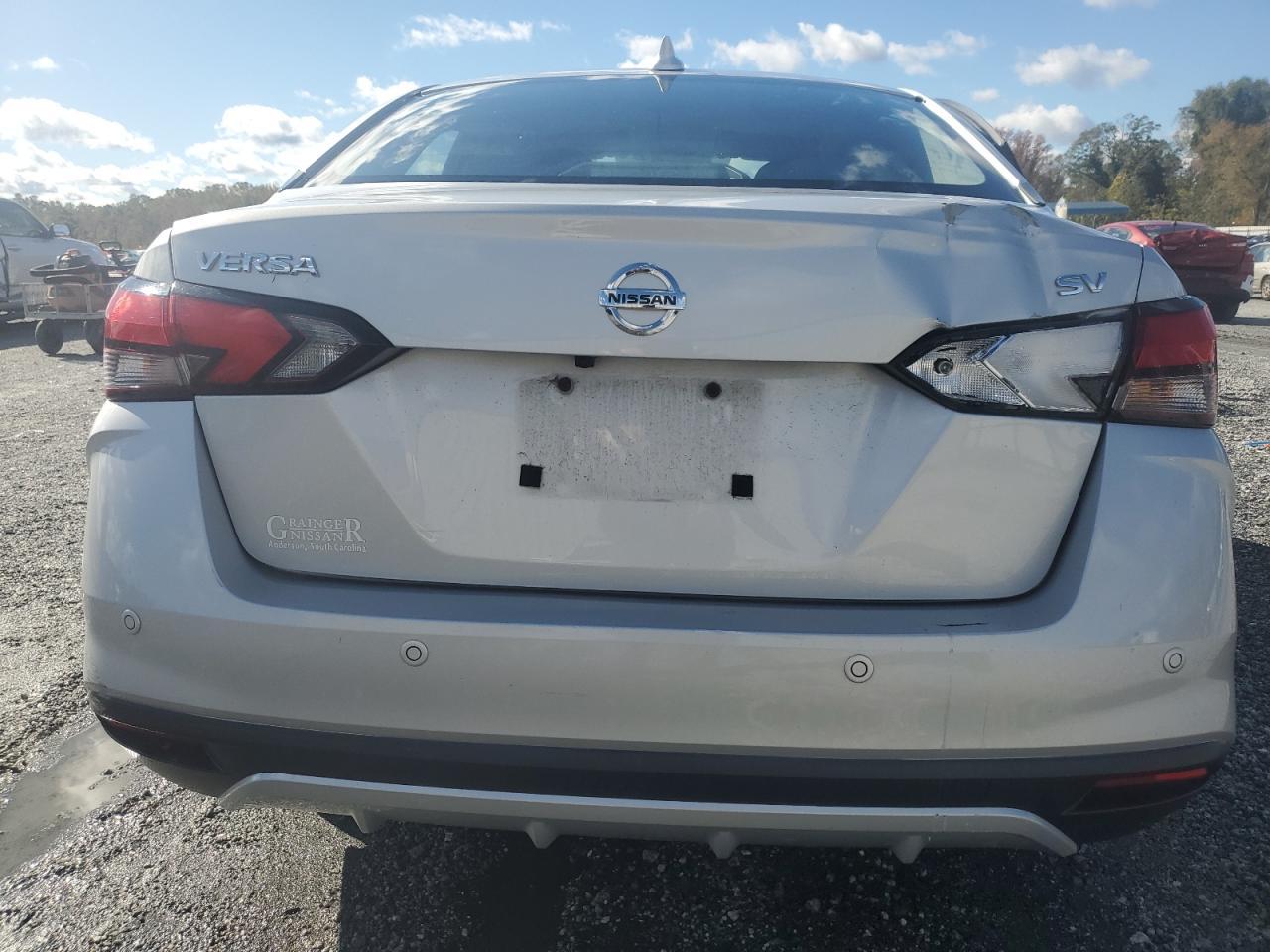 2021 NISSAN VERSA
