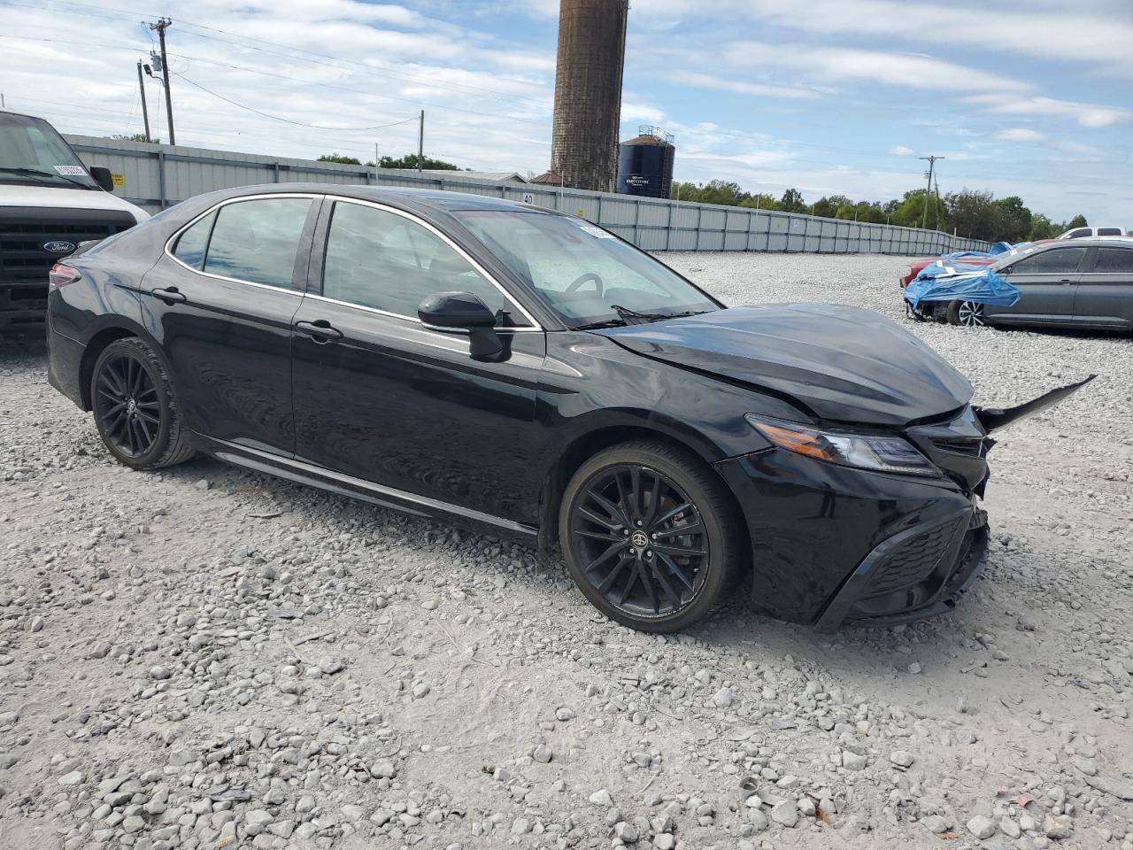 2024 TOYOTA CAMRY