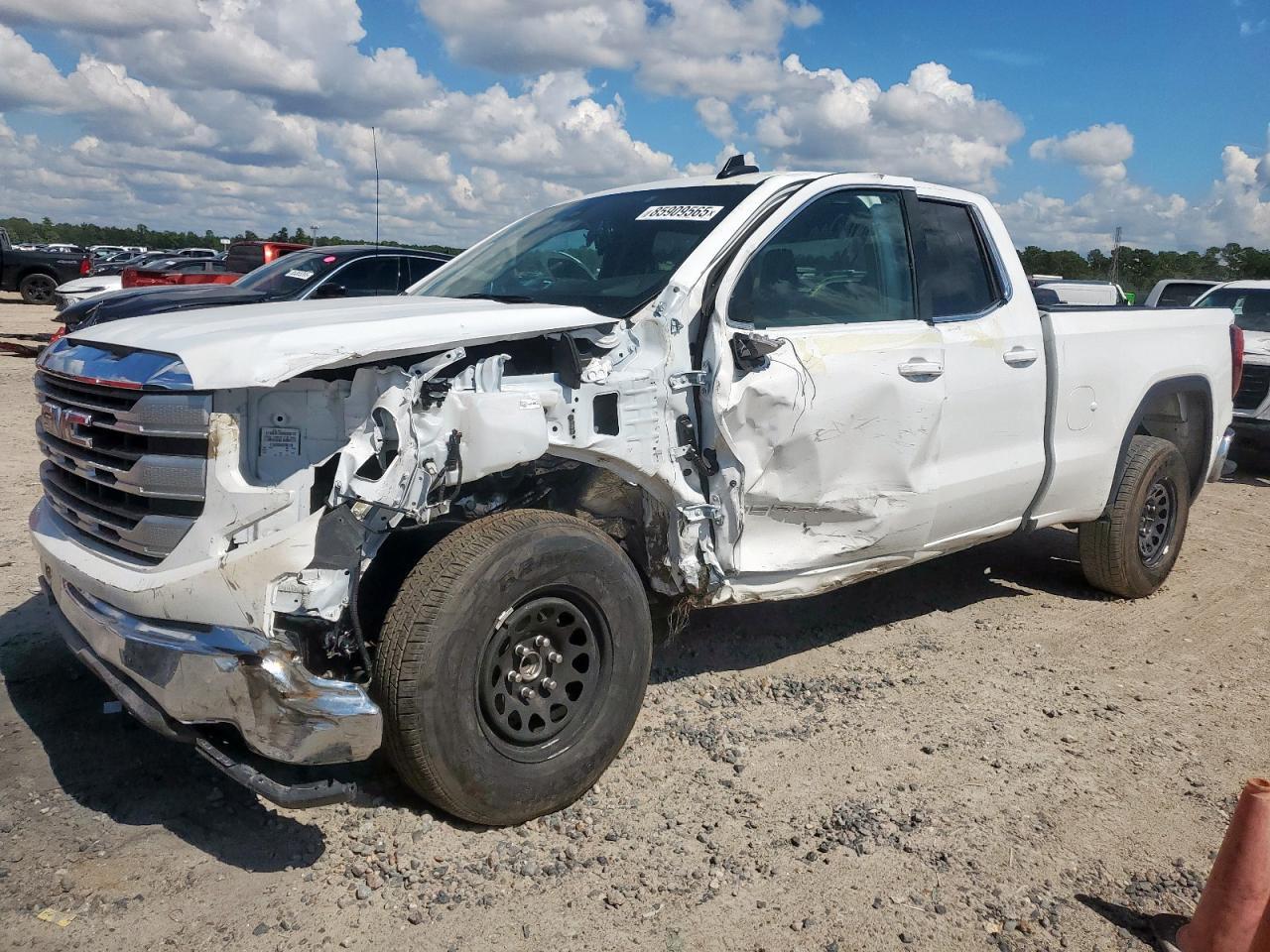 2024 GMC Sierra