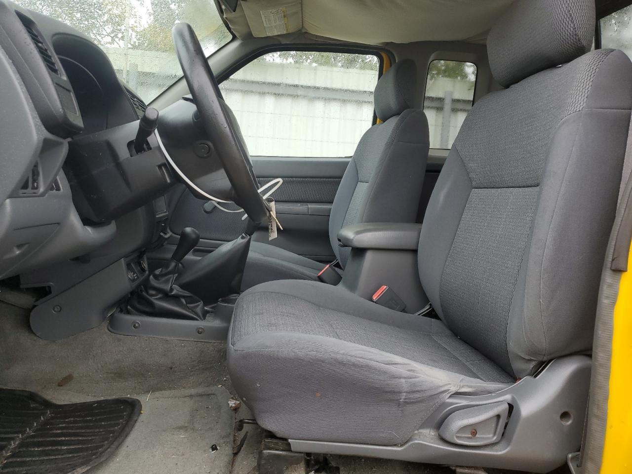 2001 NISSAN Frontier