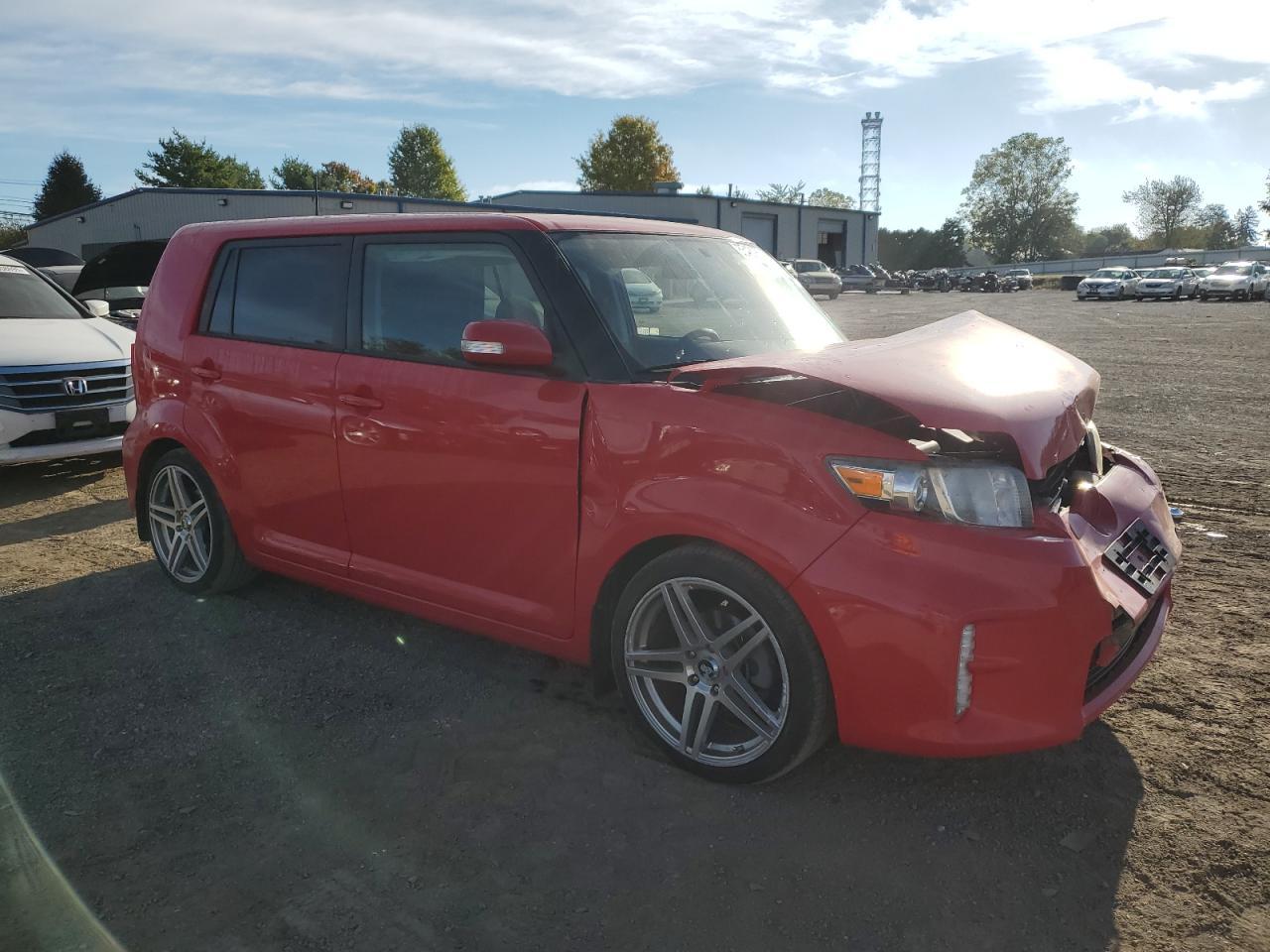 2015 TOYOTA SCION