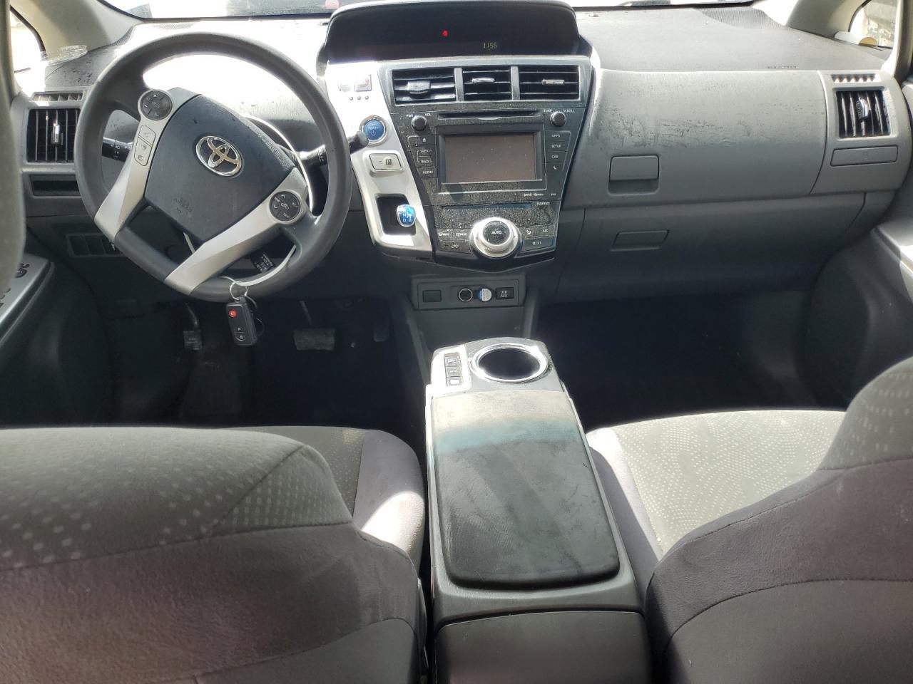2013 TOYOTA PRIUS V