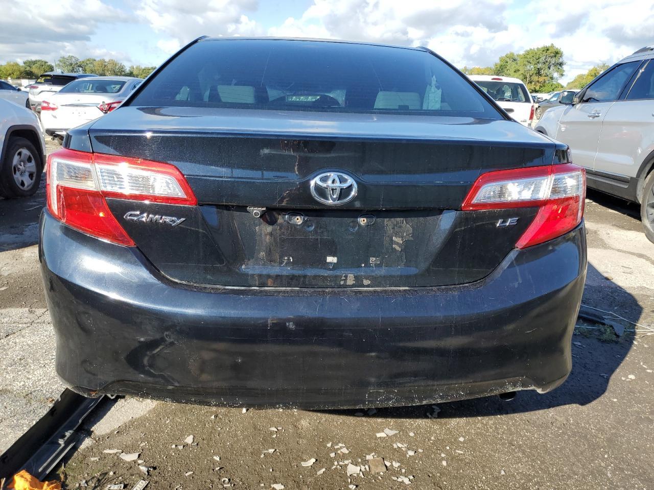 2013 TOYOTA CAMRY