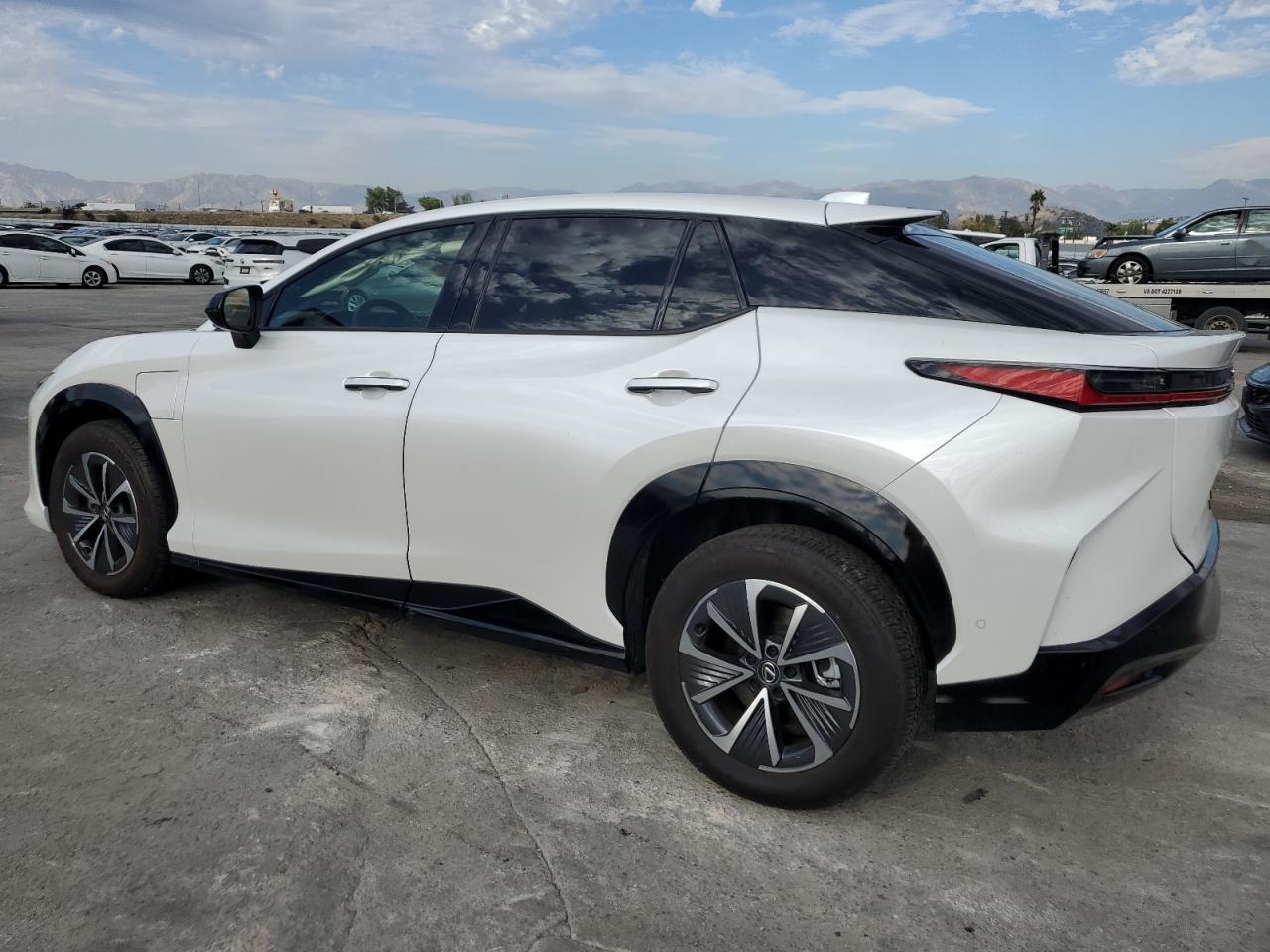 2023 LEXUS Rz