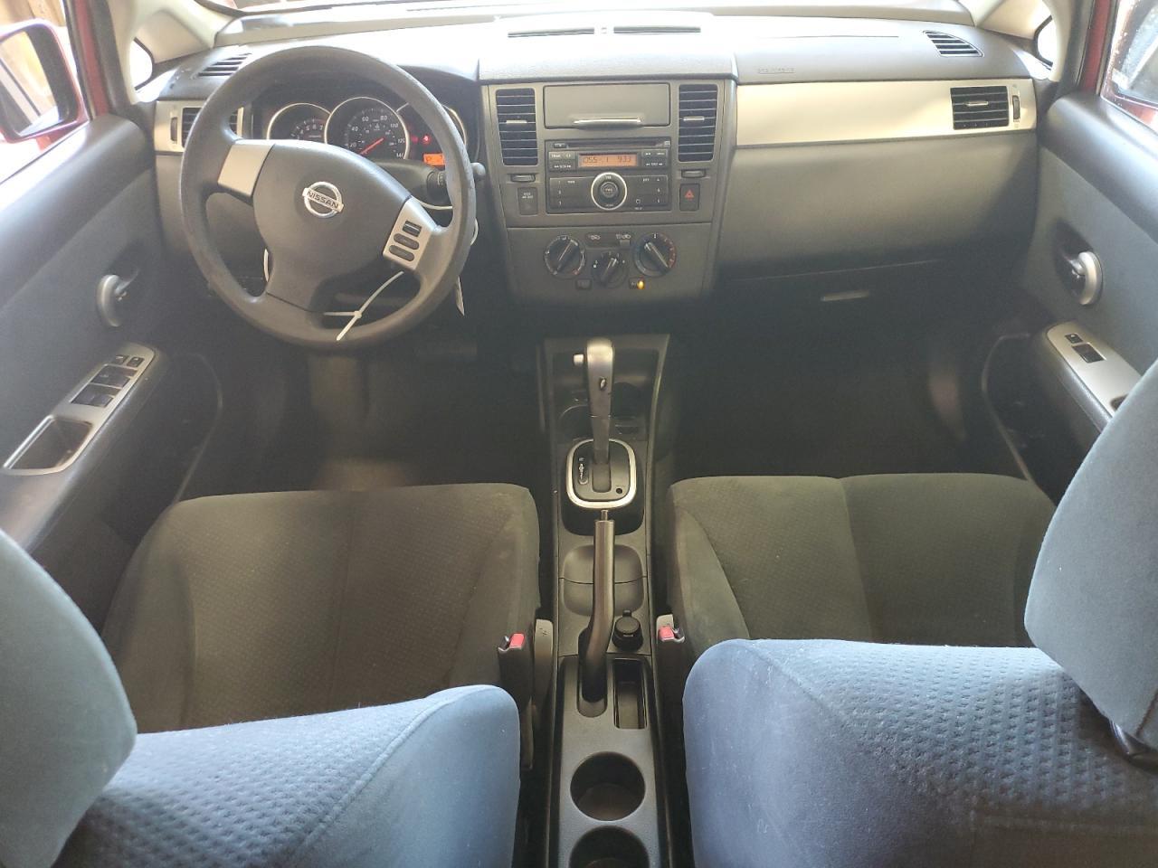 2010 NISSAN VERSA