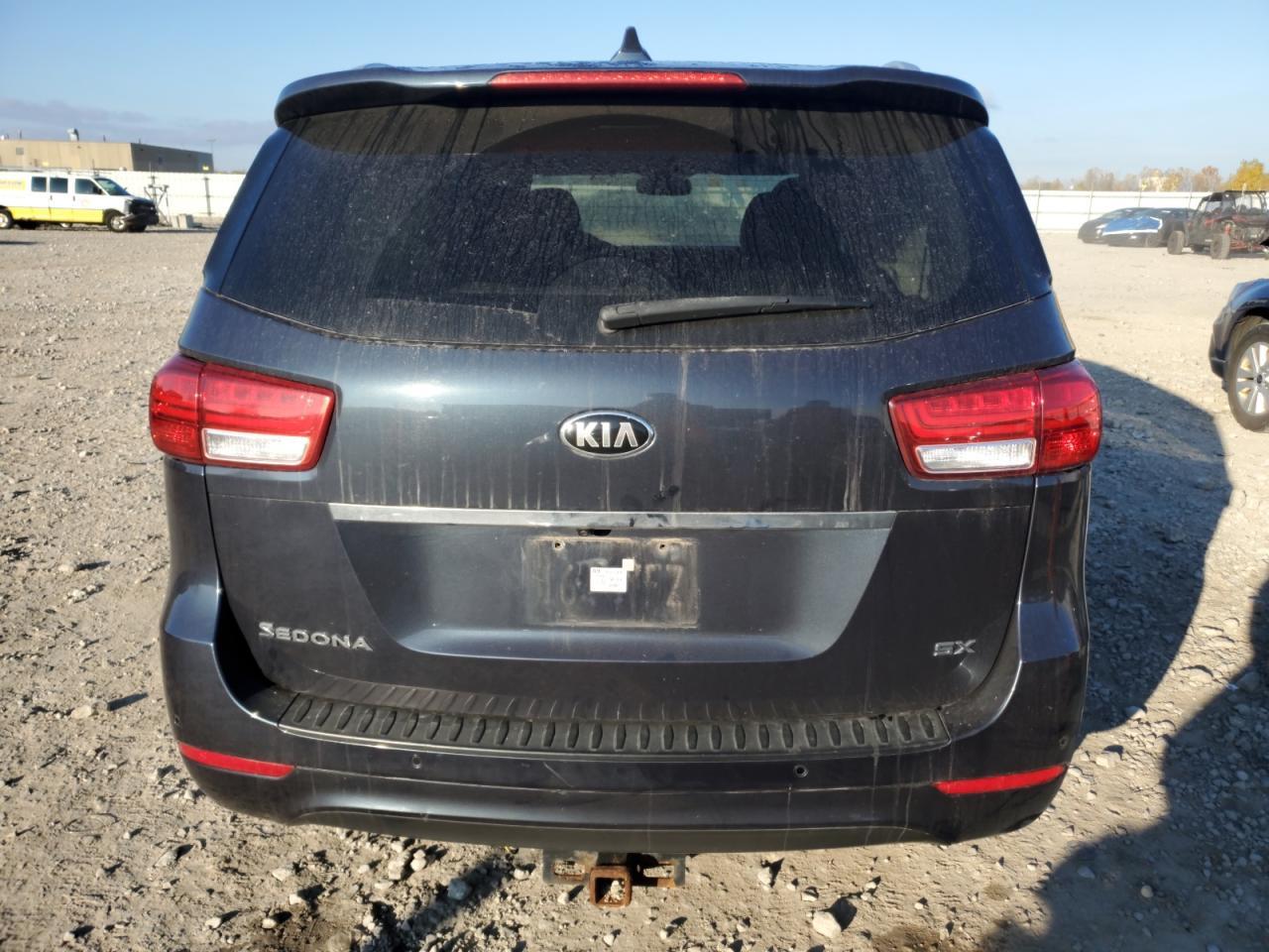 2015 KIA SEDONA