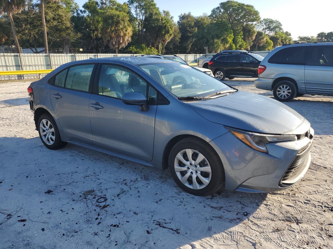 2024 TOYOTA COROLLA