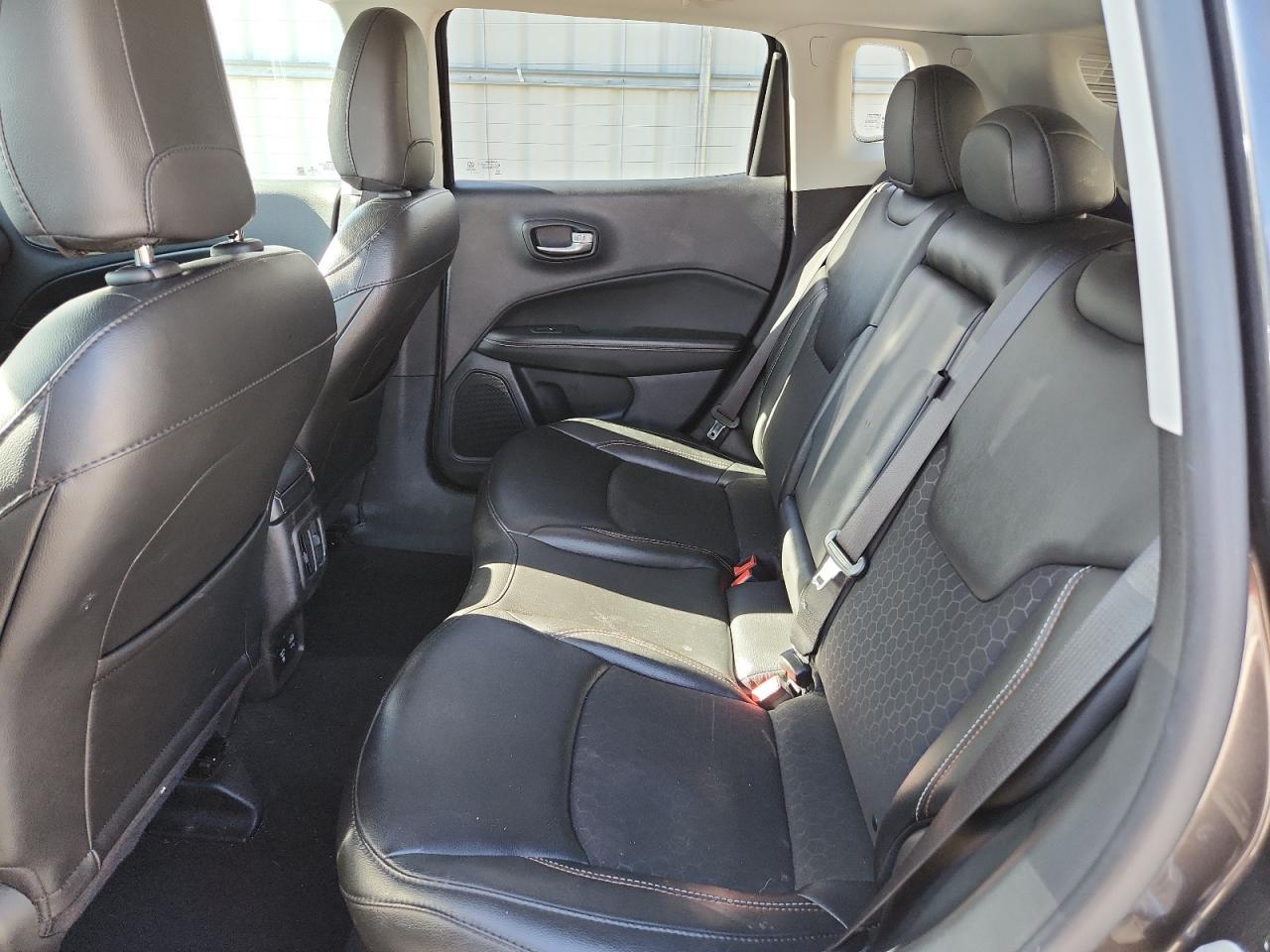 2020 JEEP Compass