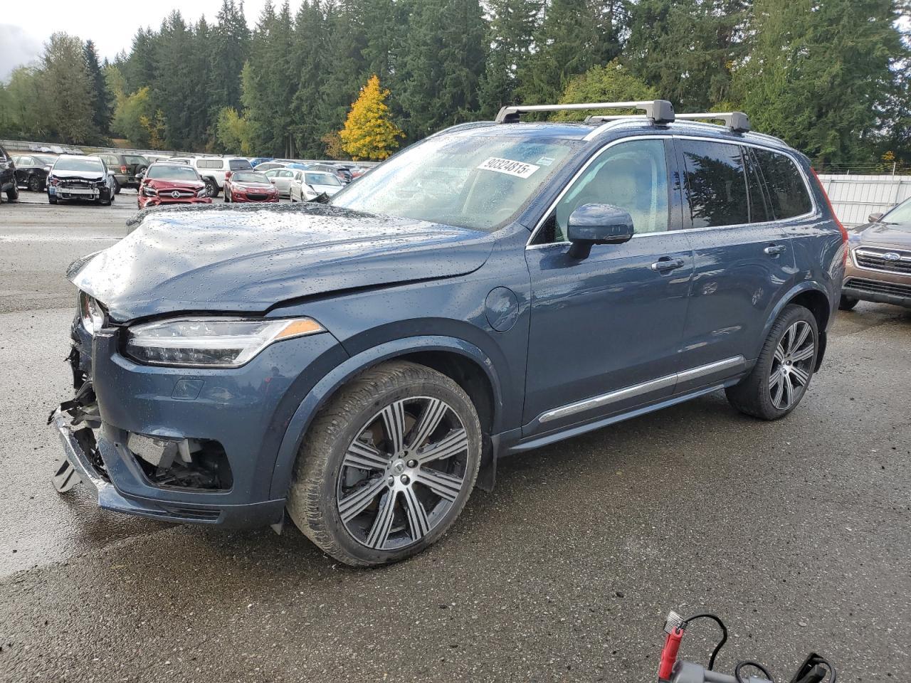 2021 VOLVO XC90