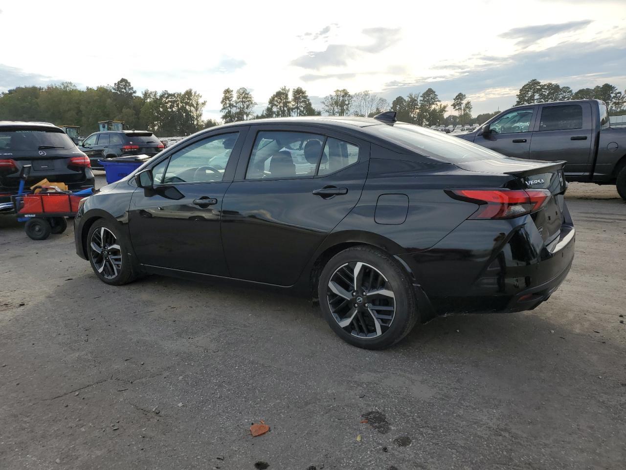 2024 NISSAN VERSA