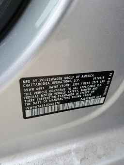 2018 VOLKSWAGEN Passat