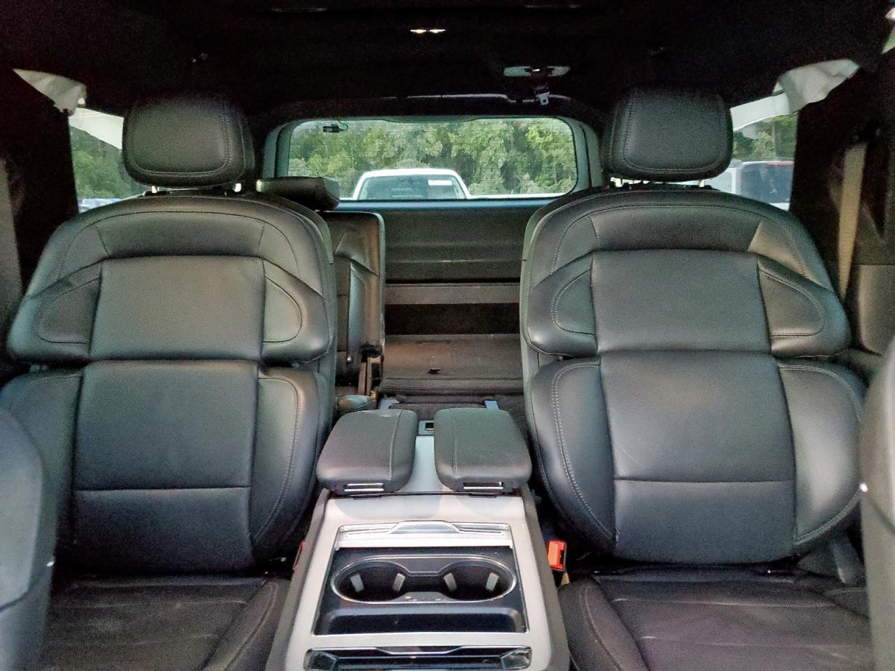 2025 LINCOLN Navigator