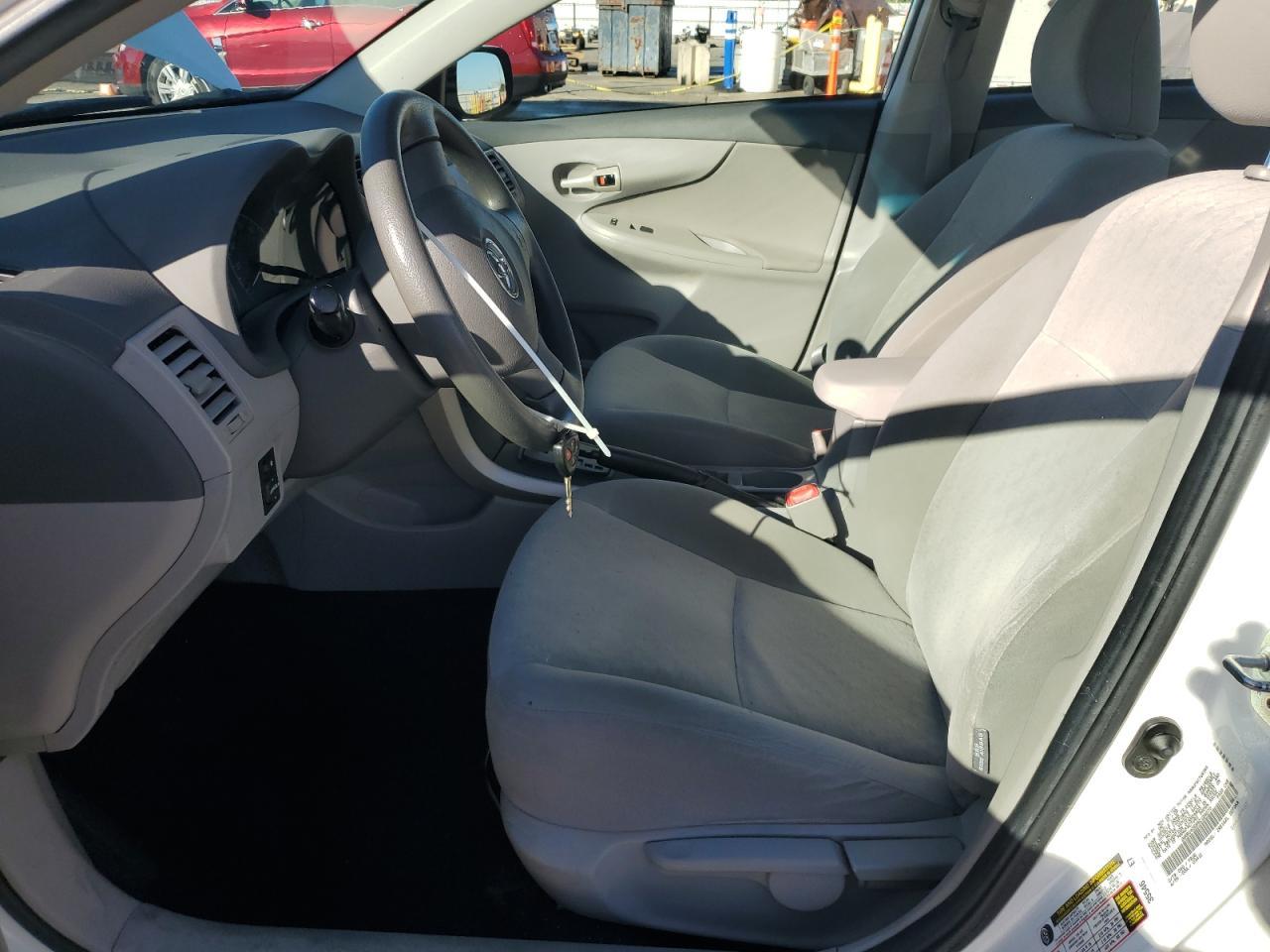 2009 TOYOTA COROLLA