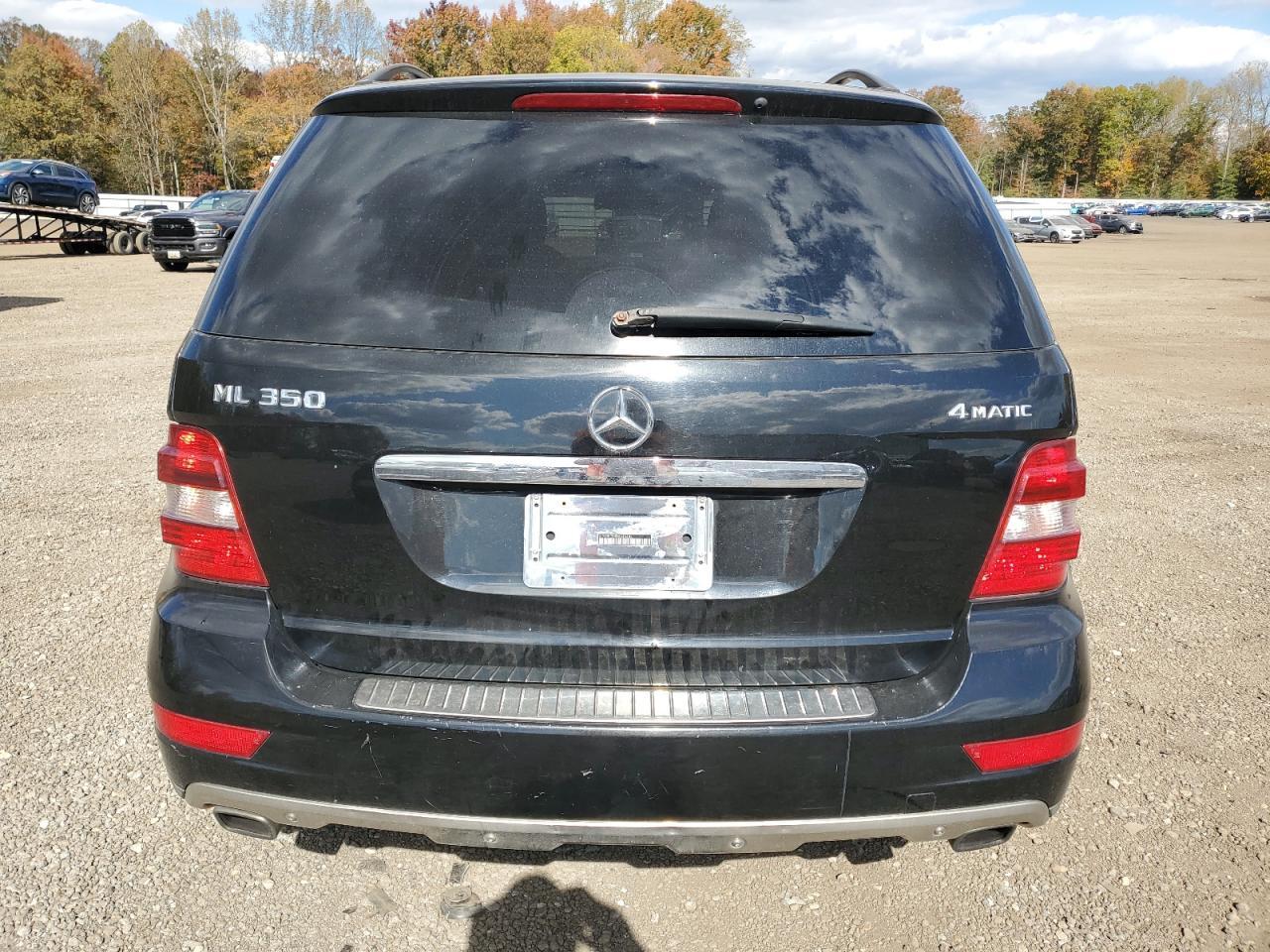 2011 MERCEDES-BENZ ML-Class