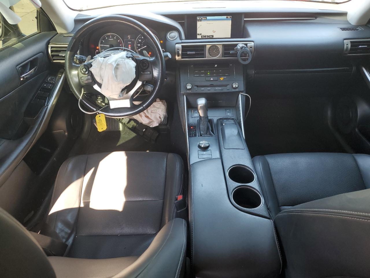 2016 LEXUS Is