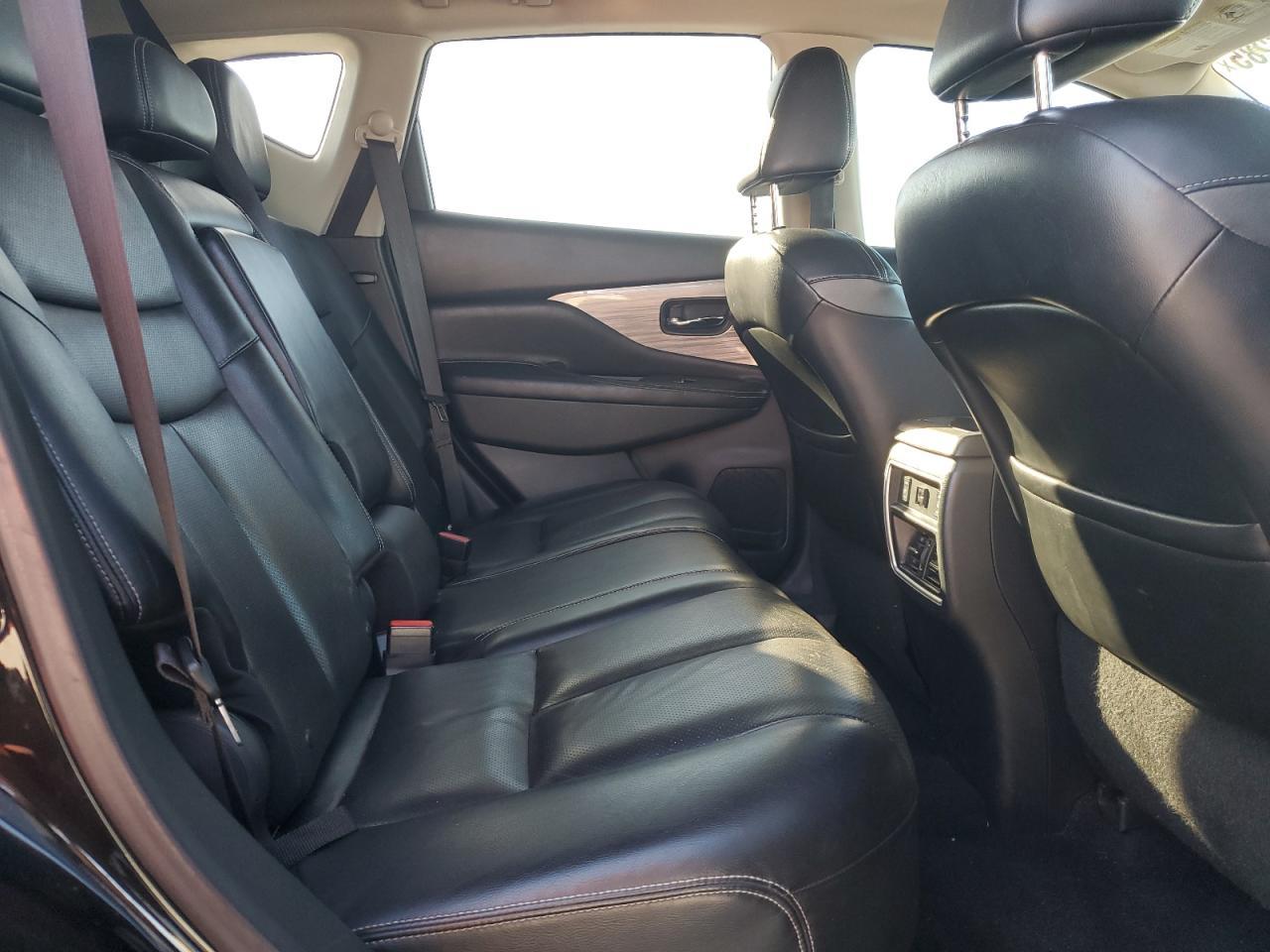 2016 NISSAN MURANO