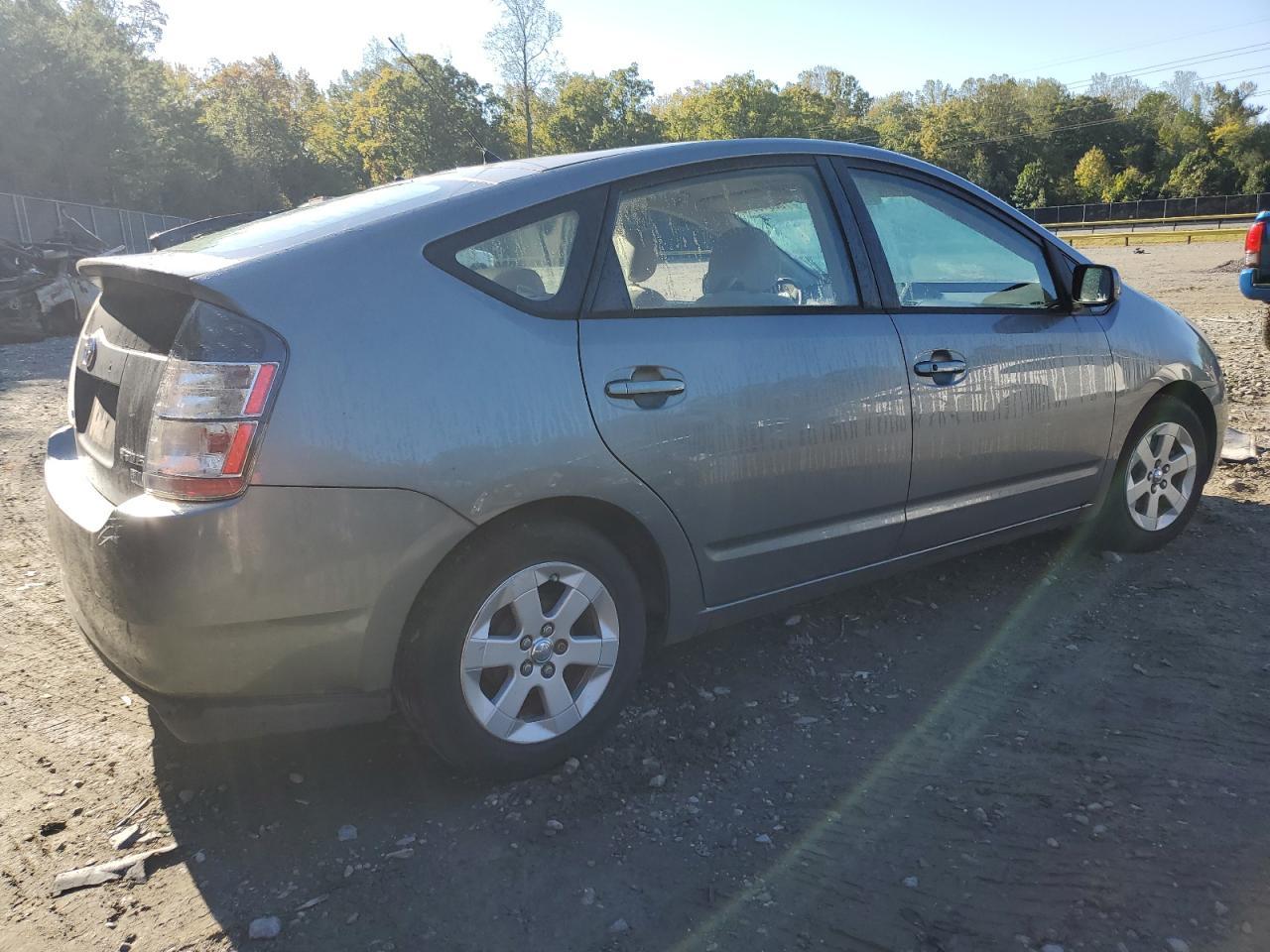 2004 TOYOTA PRIUS