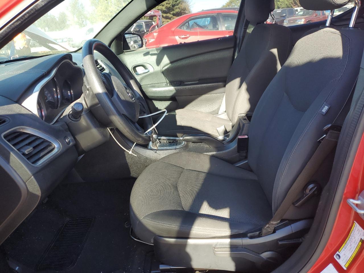 2013 DODGE Avenger