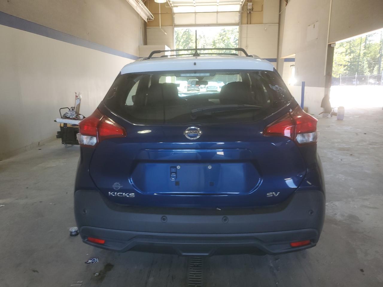 2020 NISSAN KICKS