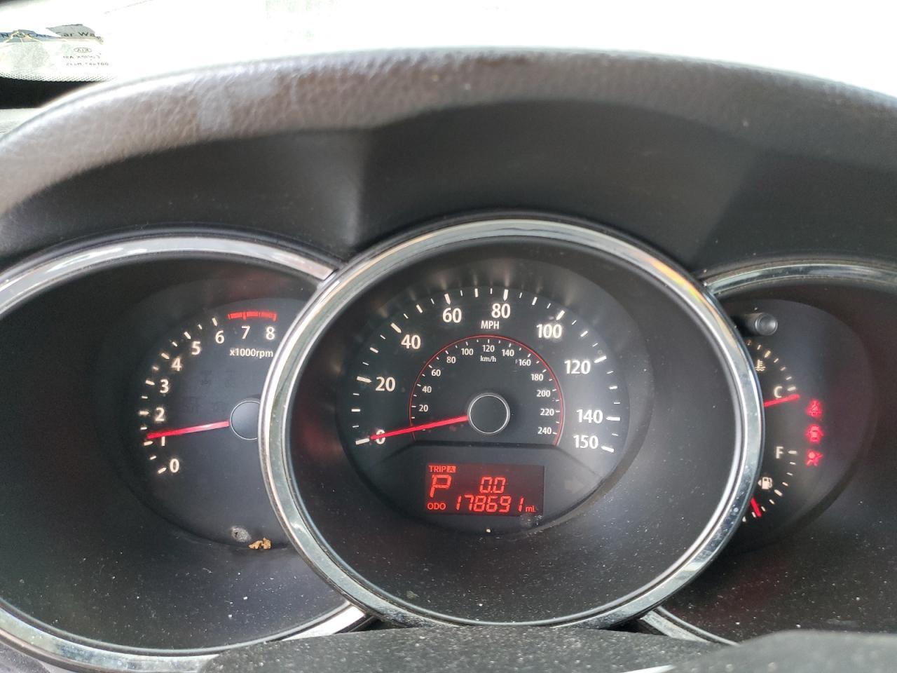 2011 KIA SORENTO
