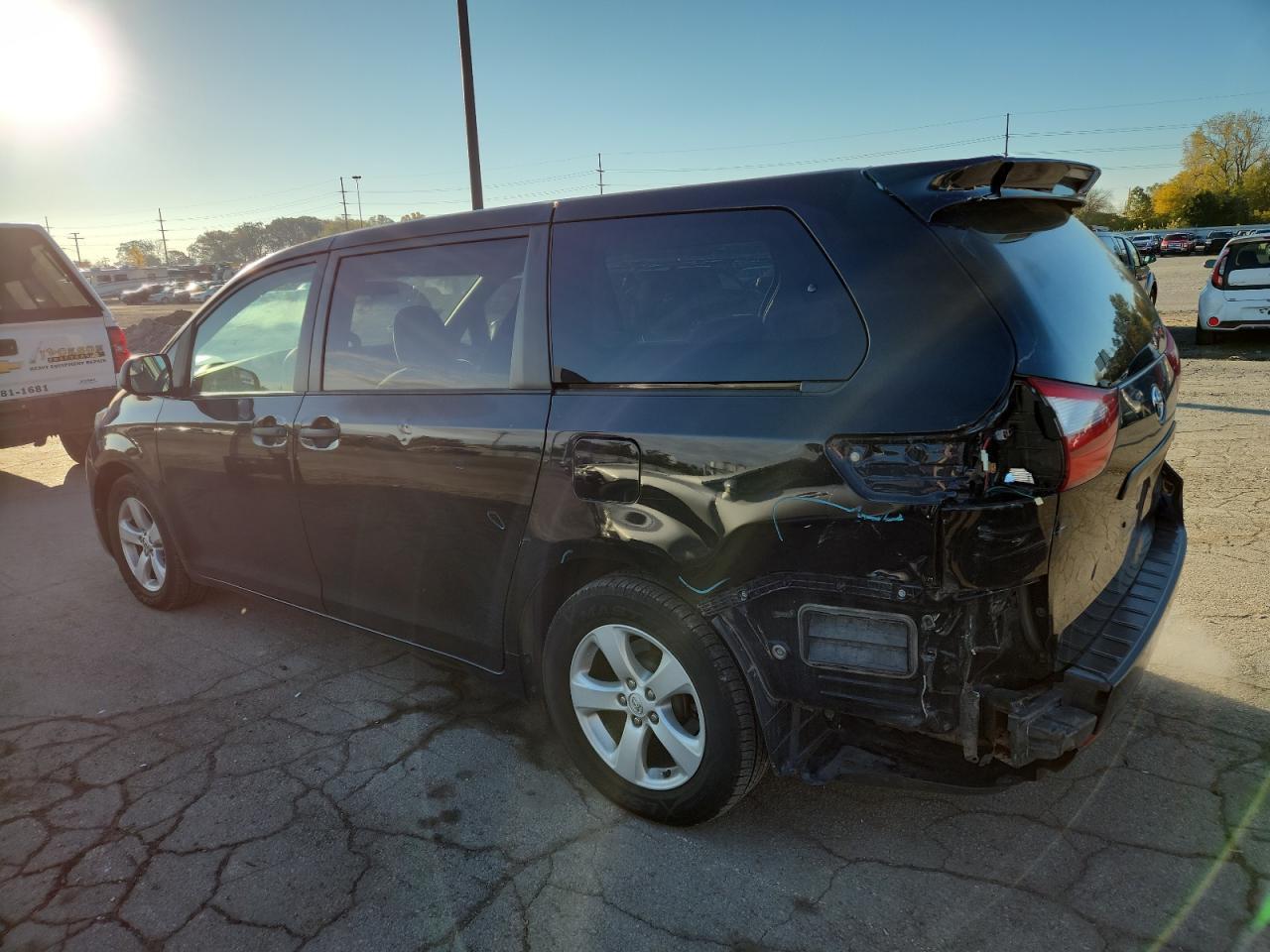 2015 TOYOTA SIENNA