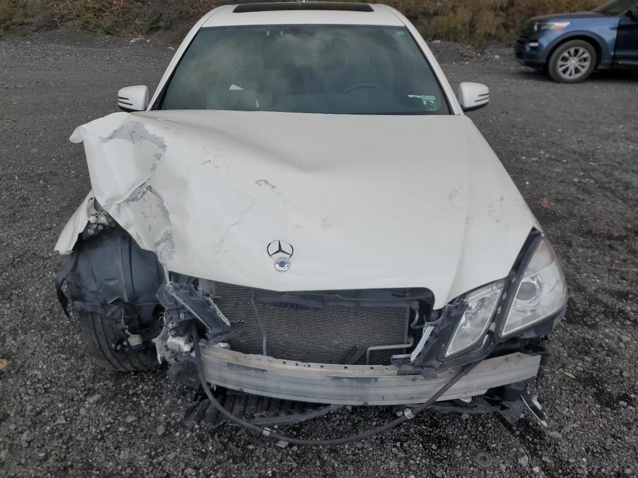2013 MERCEDES-BENZ E-Class