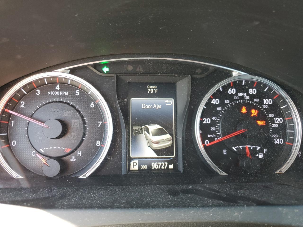 2016 TOYOTA CAMRY
