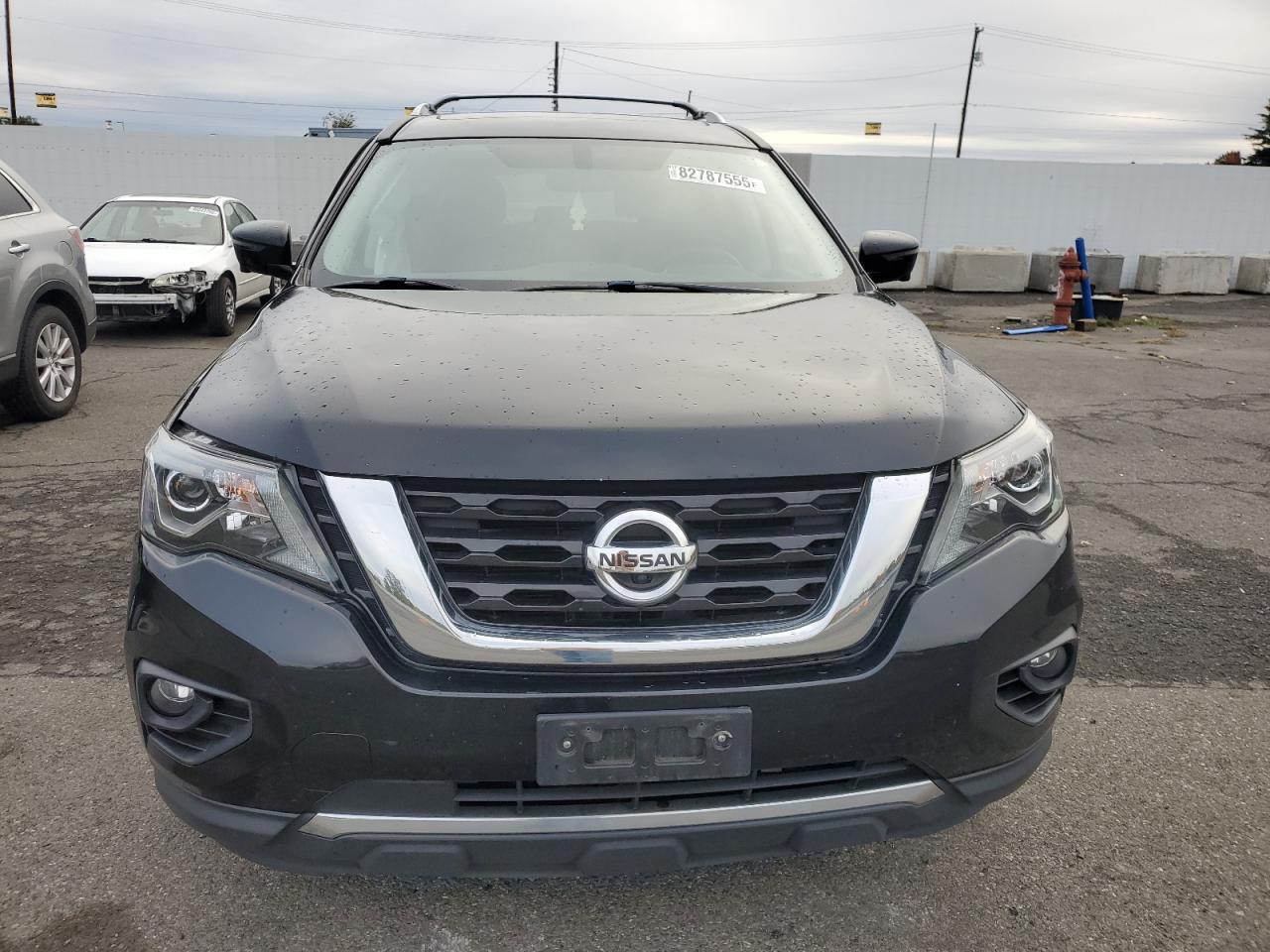 2017 NISSAN PATHFINDER